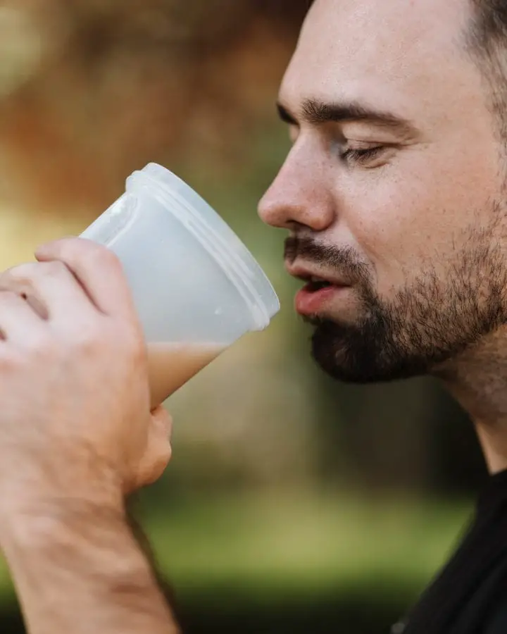 Does whey protein have caffeine?