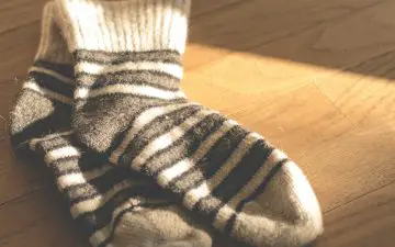 Is it bad to wear socks all the time – what you need to know.